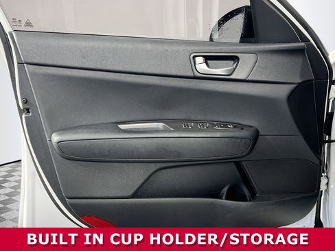 Used 2020 Kia Optima SE image 19