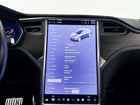 Used 2016 Tesla Model X Performance AWD/4WD image 29
