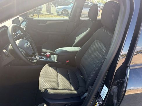 Used 2023 Ford Escape Active FWD image 19