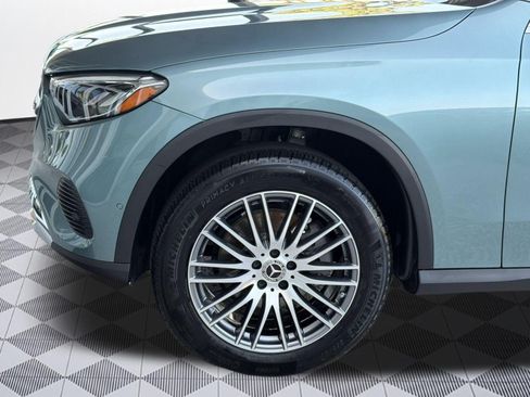 Used 2026 Mercedes-Benz GLC 300 image 12