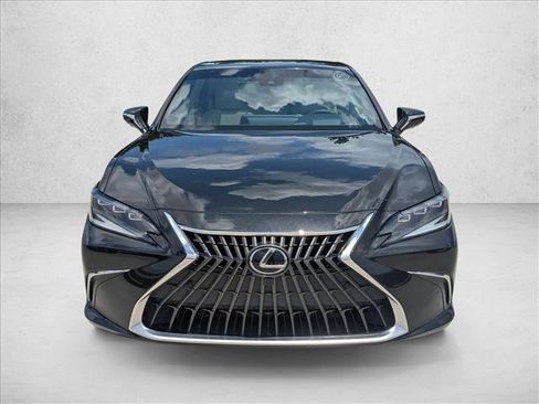 Used 2023 Lexus ES 350 Ultra Luxury w/ Accessory Package (Z2) FWD image 2