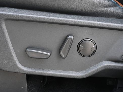 Used 2023 Ford Bronco Outer Banks image 16