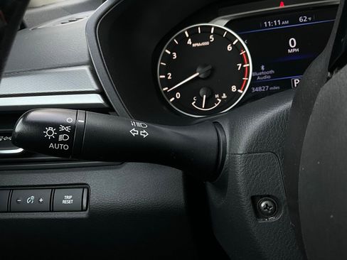 Used 2025 Nissan Altima 2.5 SR image 34