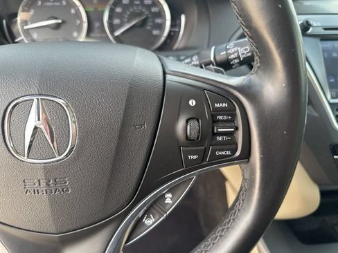 Used 2019 Acura MDX FWD image 17