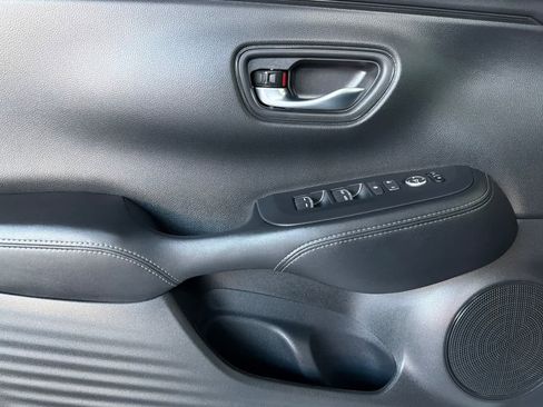 New 2026 Honda HR-V EX-L image 14