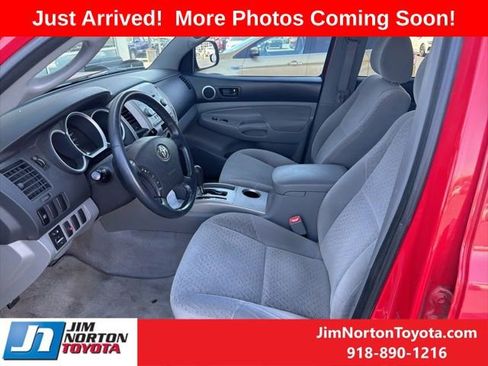 Used 2008 Toyota Tacoma PreRunner image 10