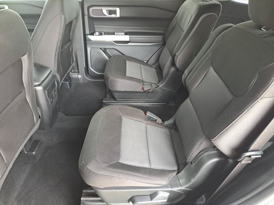Used 2023 Ford Explorer XLT RWD image 15