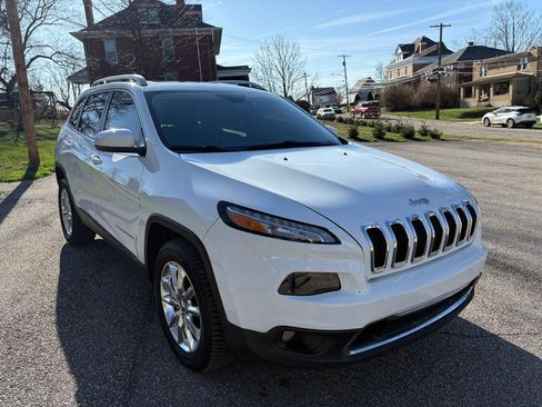 Used 2016 Jeep Cherokee Limited w/ Luxury Group image 1