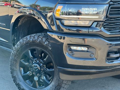 Used 2022 RAM 3500 Limited image 29