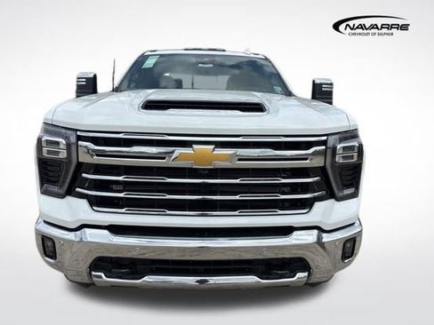 New 2026 Chevrolet Silverado 2500 LTZ w/ LTZ Premium Package image 3