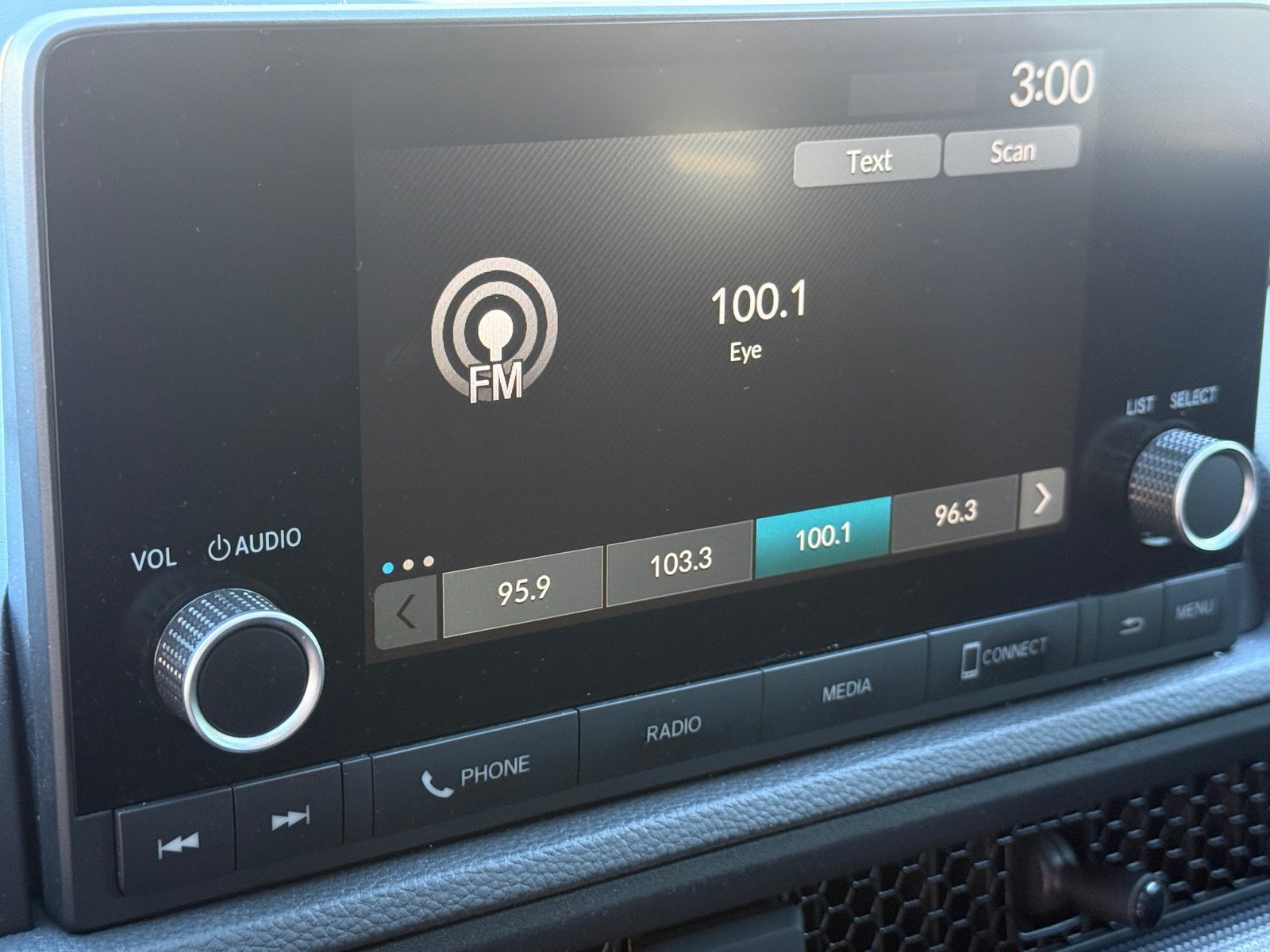 Used 2025 Honda CR-V Sport image 30