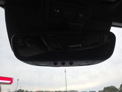 Used 2017 Mercedes-Benz C 300 4MATIC Cabriolet image 35