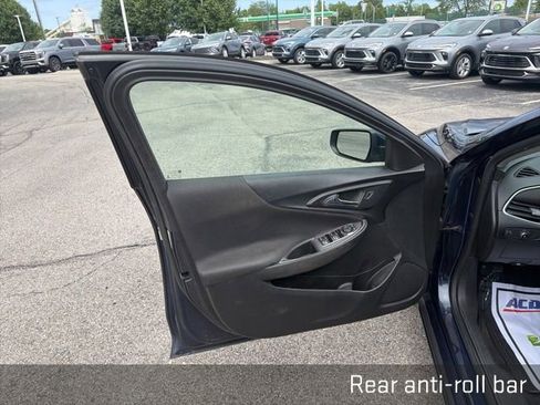 Used 2016 Chevrolet Malibu LT FWD image 25