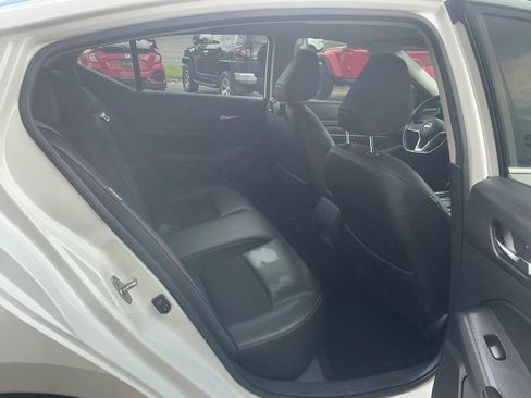 Used 2020 Nissan Altima 2.5 SR FWD image 7
