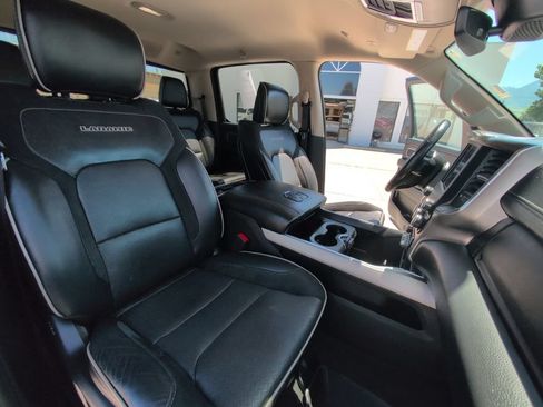 Used 2021 RAM 1500 Laramie AWD/4WD image 36
