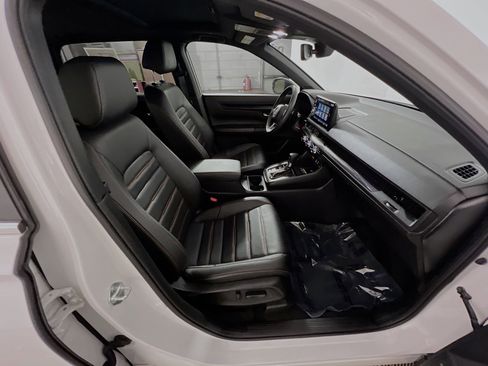 Used 2025 Honda CR-V Sport-L image 31