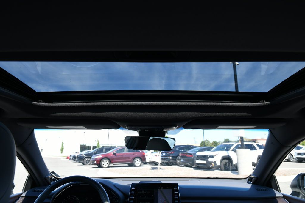 Used 2019 Toyota Avalon Limited w/ Advanced Safety Package FWD image 32