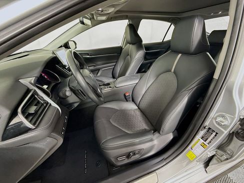 Used 2023 Toyota Camry XSE FWD image 22