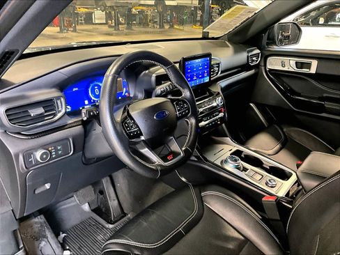 Used 2022 Ford Explorer ST w/ Equipment Group 401A image 11