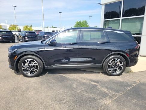 Certified 2024 Lincoln Nautilus Premier w/ Equipment Group 102A AWD/4WD image 3