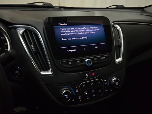 Used 2020 Chevrolet Malibu LT image 26