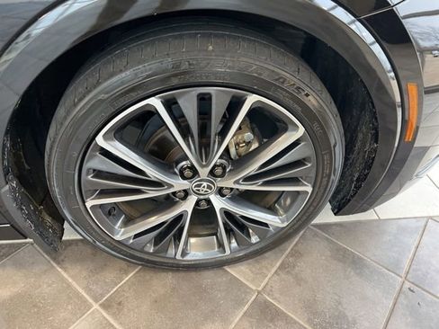 Used 2023 Toyota Prius XLE image 30