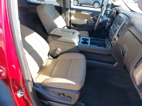 Used 2018 GMC Sierra 3500 Denali w/ Duramax Plus Package image 10