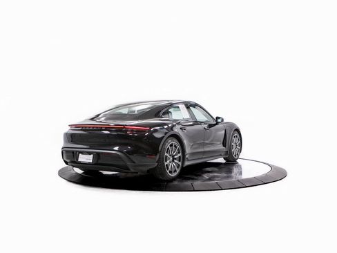 Certified 2022 Porsche Taycan 4S image 7