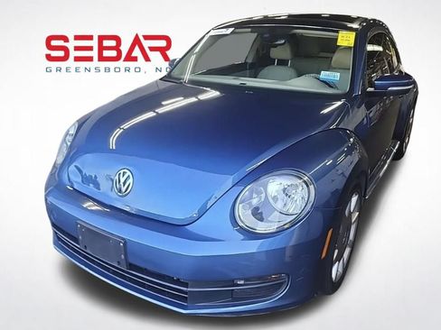 Used 2016 Volkswagen Beetle 1.8T SE FWD image 1