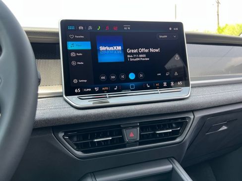 New 2026 Volkswagen Tiguan S FWD image 20