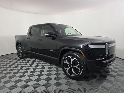 Used 2024 Rivian R1T Adventure AWD/4WD image 7