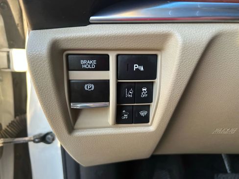 Used 2018 Acura MDX FWD w/ Advance Package image 22