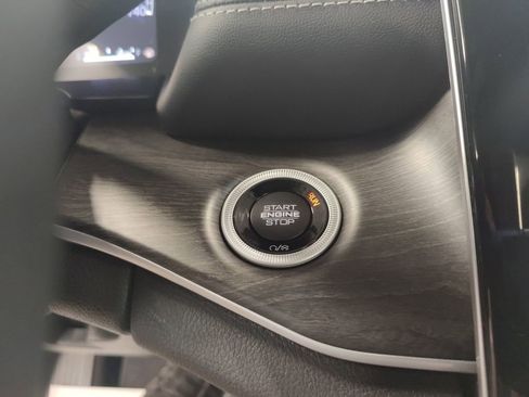 New 2025 Jeep Grand Cherokee L Limited w/ Black Appearance Package image 23