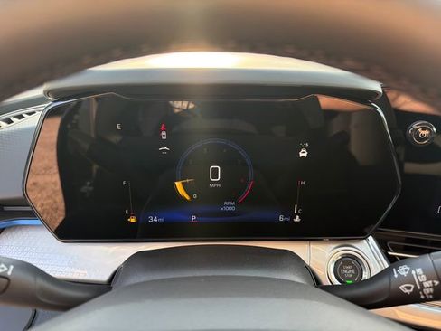 New 2026 Chevrolet Trax LT w/ Driver Confidence Package FWD image 26