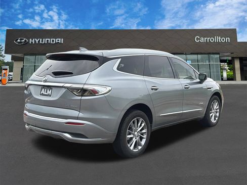 Used 2023 Buick Enclave Avenir w/ Avenir Technology Package FWD image 5