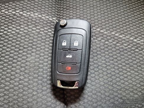 Used 2015 Chevrolet Sonic LT FWD image 32
