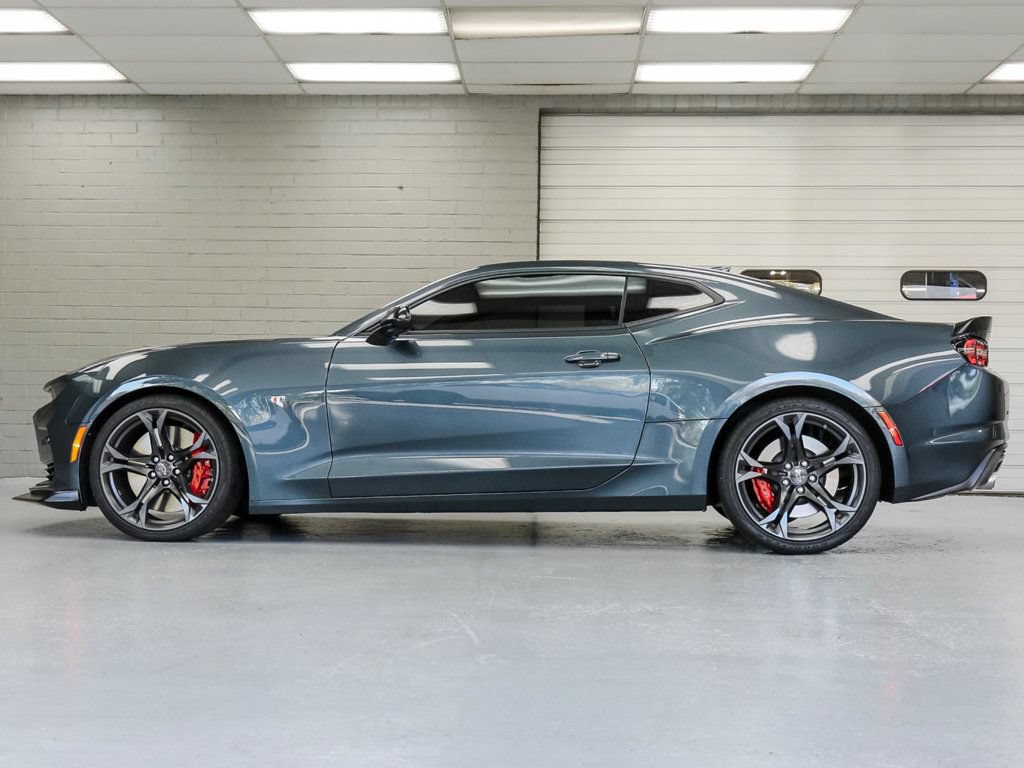Used 2022 Chevrolet Camaro SS RWD image 4