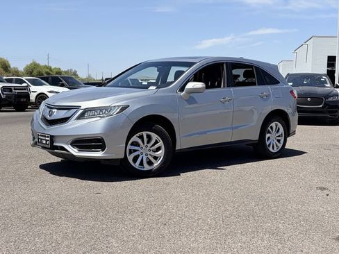 Used 2017 Acura RDX FWD image 2