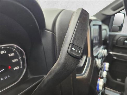 Used 2022 GMC Sierra 2500 AT4 w/ Gooseneck/5TH Wheel Package image 12