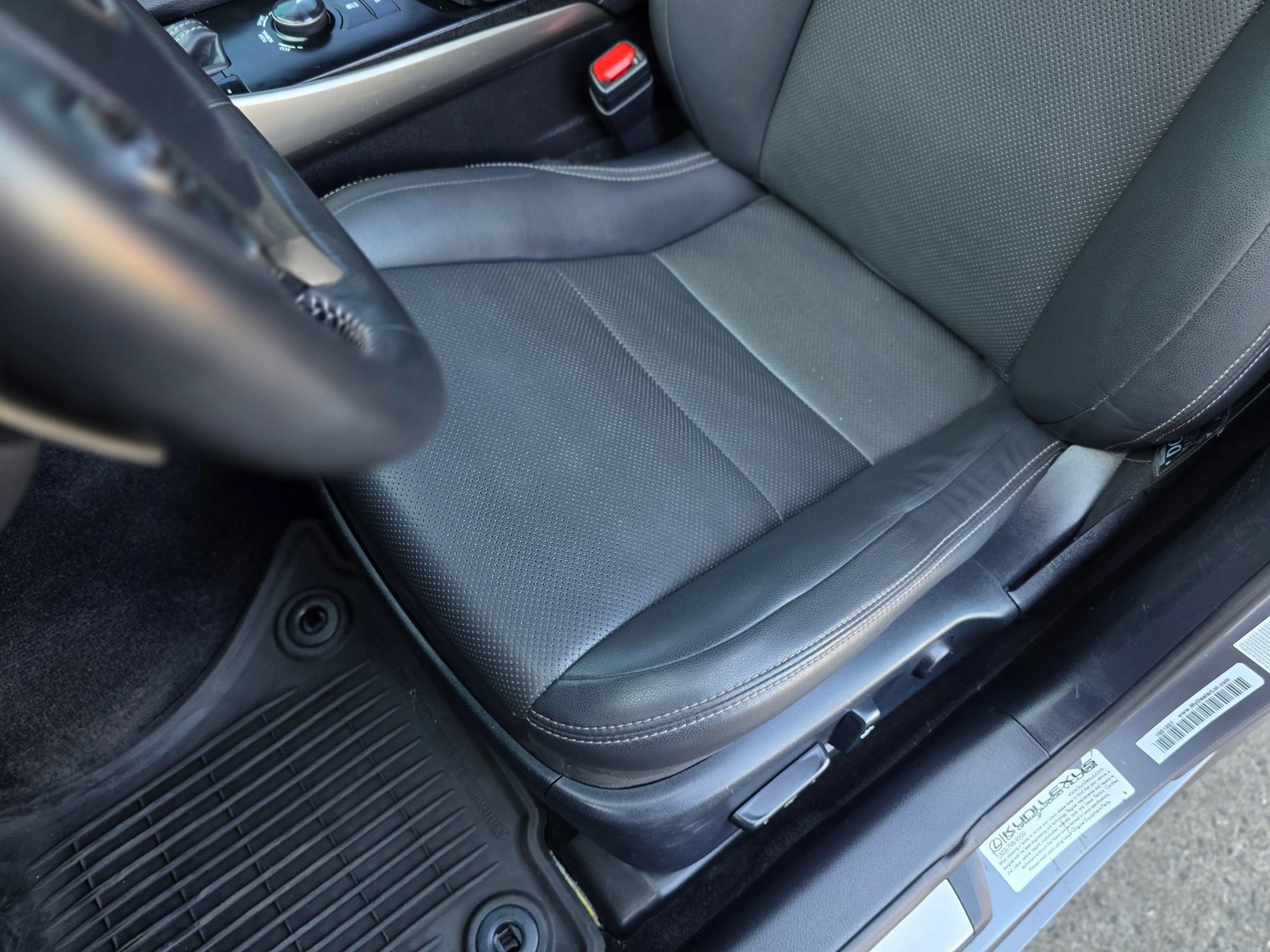 Used 2014 Lexus IS 250 AWD w/ Navigation Package image 34