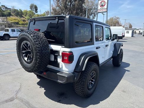 Used 2024 Jeep Wrangler Unlimited Sport AWD/4WD image 10