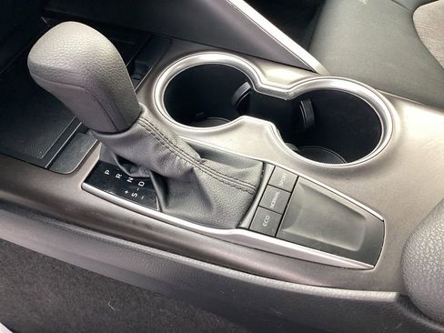 Used 2024 Toyota Camry LE image 31