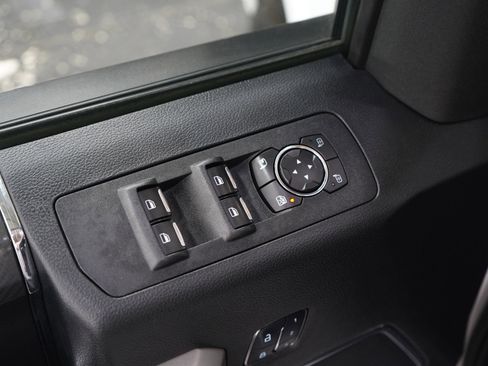 Used 2018 Ford F150 Lariat AWD/4WD image 18