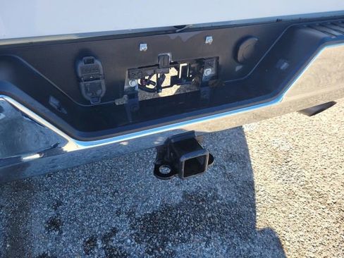 Used 2025 Chevrolet Silverado 2500 LT w/ Convenience Package image 28