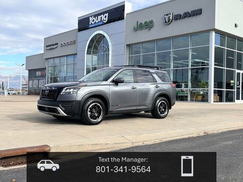 Used 2025 Nissan Pathfinder Rock Creek image 1