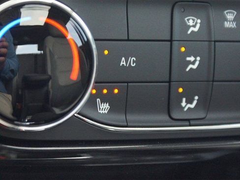 Used 2026 Chevrolet TrailBlazer LT w/ LT Cold Weather Package image 5