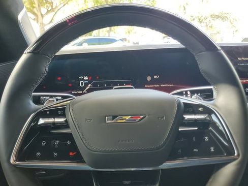 Certified 2026 Cadillac Escalade V w/ LPO, Onyx Lite Package AWD/4WD image 20