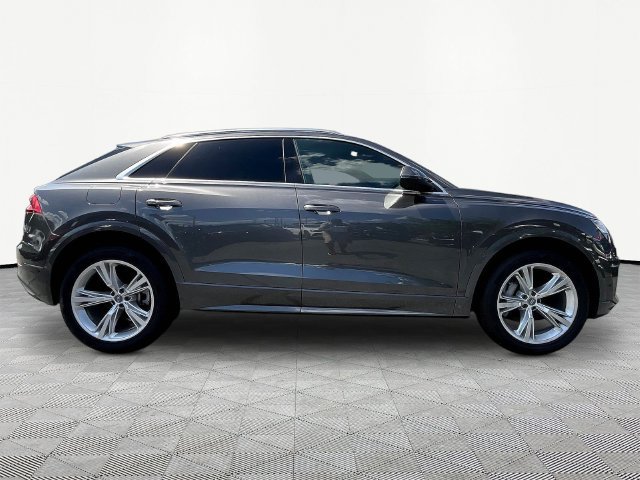 Used 2020 Audi Q8 Prestige w/ Prestige Package AWD/4WD image 8