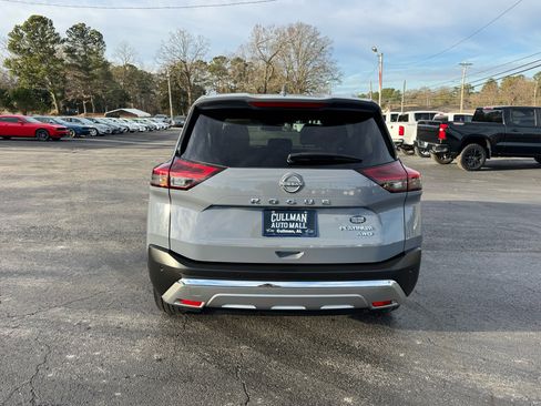 Used 2023 Nissan Rogue Platinum w/ Platinum Premium Package image 7