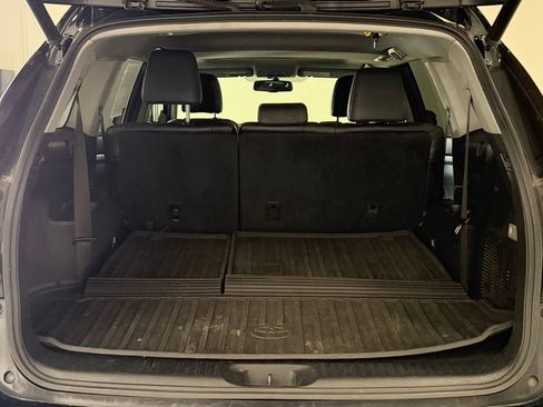 Used 2014 Toyota Highlander XLE AWD/4WD image 28